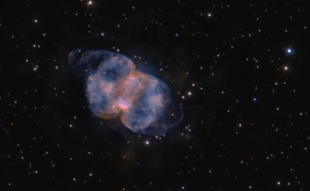La nébuleuse de la 'Petite Haltère' ou 'barbell' ou NGC 650/651