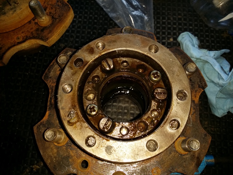 Rear Axle Hub Stud and Dowel Pin Upgrade | IH8MUD Forum