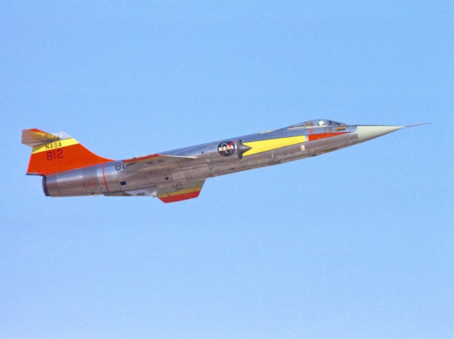 f-104n10.jpg