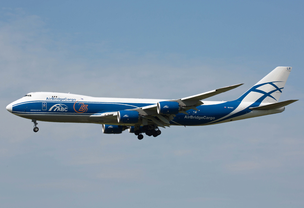 b-747_27.jpg