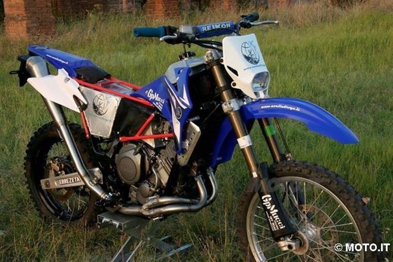 yamaha10.jpg